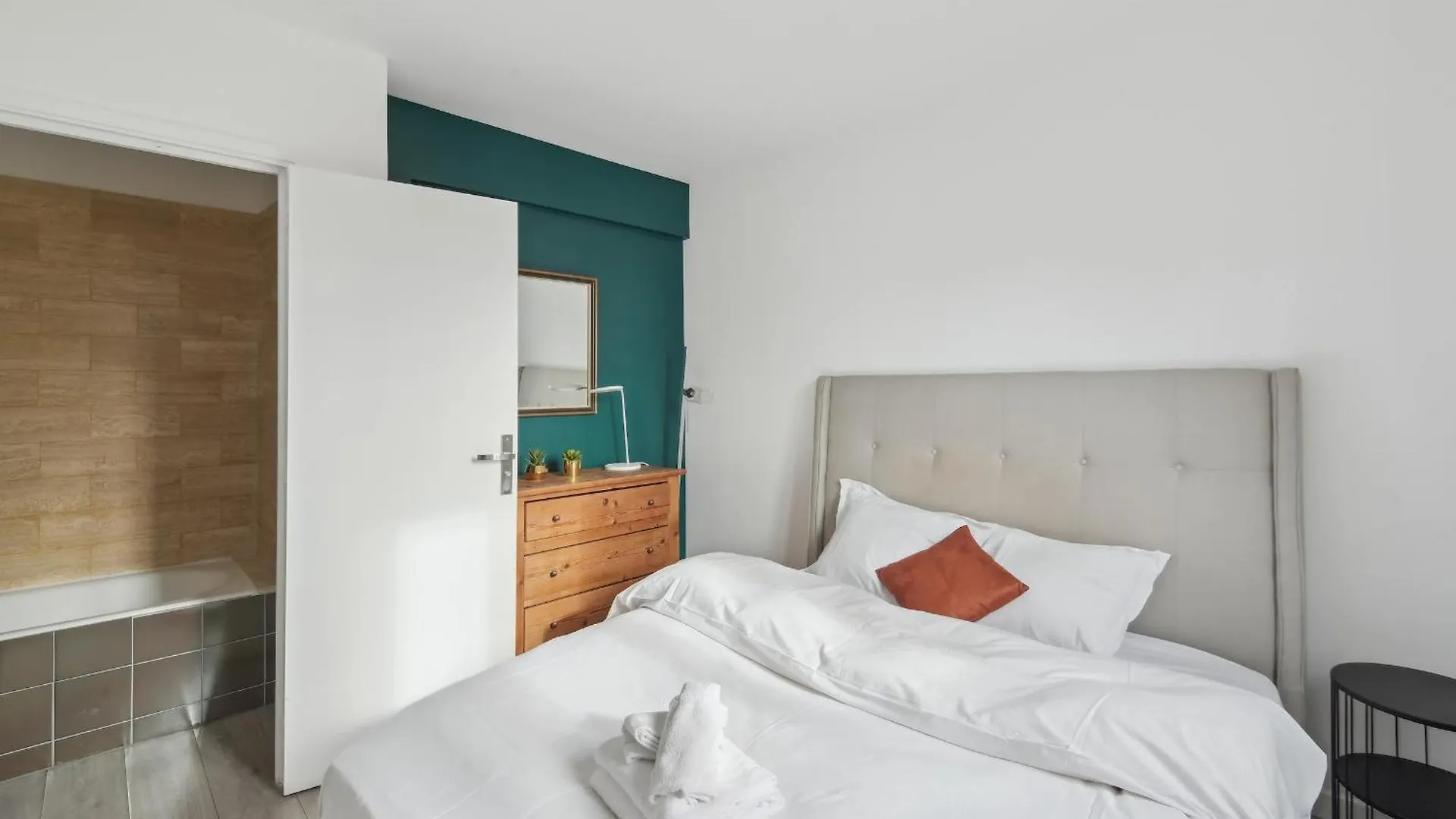 1Br Near Historic Sites - Cityapartmentstay Paris 0*,  France